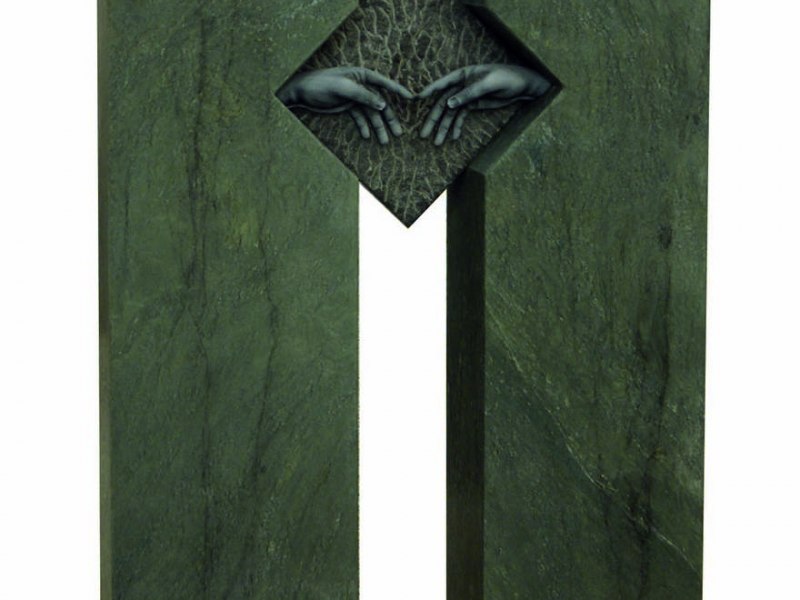 Form_61-12-H-Modell-Grabstein-Holsten-Mündrup-Grabmal